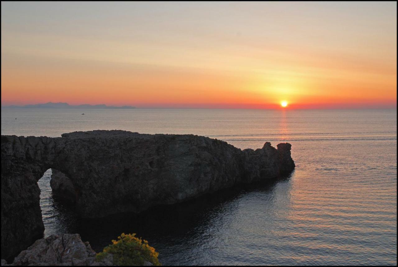Villa Victor - Primera Linea Mar, Vista A Puesta De Sol Cala'N Blanes  Bagian luar foto